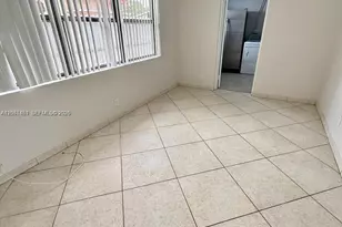 2240 N 57th Way, Hollywood, FL 33021 - Photo 15