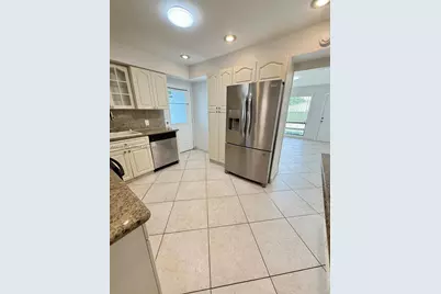2240 N 57th Way #0, Hollywood, FL 33021 - Photo 5