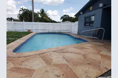 2240 N 57th Way #0, Hollywood, FL 33021 - Photo 19