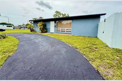 2240 N 57th Way #0, Hollywood, FL 33021 - Photo 1