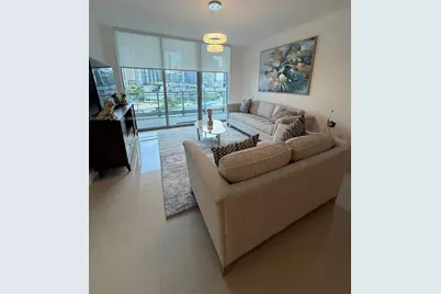 90 SW 3rd St #1416, Miami, FL 33130 - Photo 1
