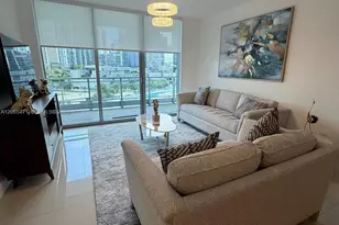 90 SW 3rd St, Miami, FL 33130 - Photo 1