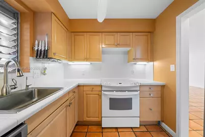 401 SE 25th Ave # 605, Fort Lauderdale, FL 33301 - Photo 13