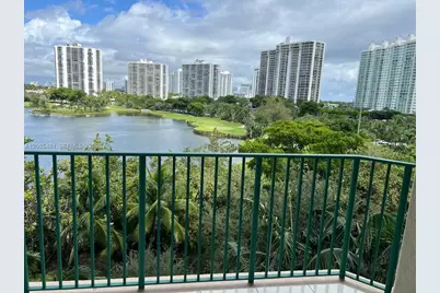 20000 E Country Club Dr #612, Aventura, FL 33180 - Photo 31