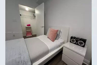 20000 E Country Club Dr #612, Aventura, FL 33180 - Photo 21