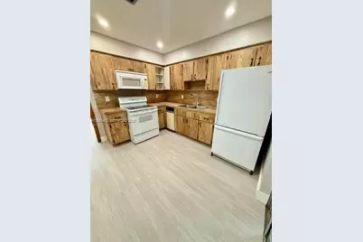 3931 SW 51st St #3933, Dania Beach, FL 33312 - Photo 3