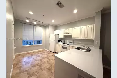 860 N Orange Ave #258, Orlando, FL 33180 - Photo 5