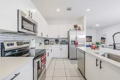 11907 SW 247th Ter, Homestead, FL 33032 - Photo 13