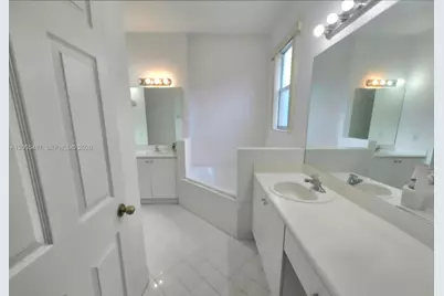 13211 SW 127th Ct, Miami, FL 33186 - Photo 13
