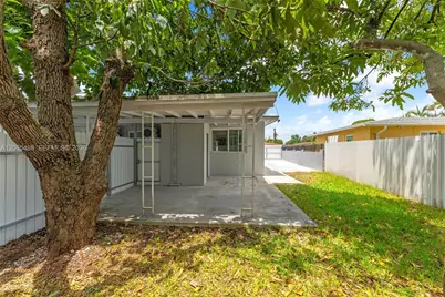 17915 NW 43rd Ct #B, Miami Gardens, FL 33055 - Photo 13