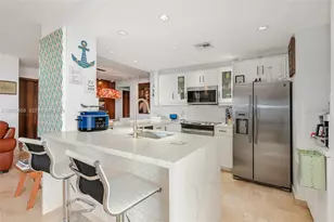 11111 Biscayne Blvd, Miami, FL 33181 - Photo 7