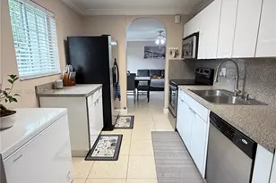 17040 NW 82nd Ave, Hialeah, FL 33015 - Photo 3