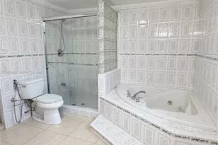 17040 NW 82nd Ave, Hialeah, FL 33015 - Photo 7