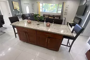 13270 NE 3rd Ct, North Miami, FL 33161 - Photo 9