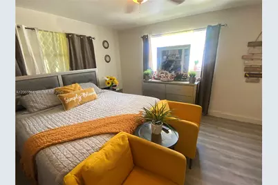 13270 NE 3rd Ct, North Miami, FL 33161 - Photo 3