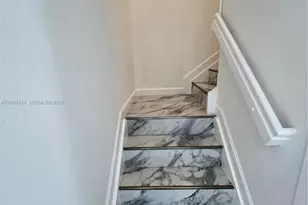 11370 SW 254th Terrace, Homestead, FL 33032 - Photo 5