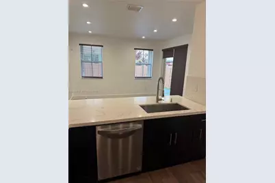 15069 SW 9th Way #0, Miami, FL 33194 - Photo 9