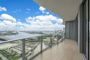 1400 Biscayne Blvd, Miami, FL 33132 - Photo 1