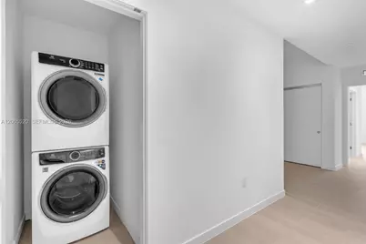 1400 Biscayne Blvd #2905, Miami, FL 33132 - Photo 21