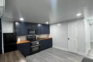 2461 NW 14th St, Fort Lauderdale, FL 33311 - Photo 3