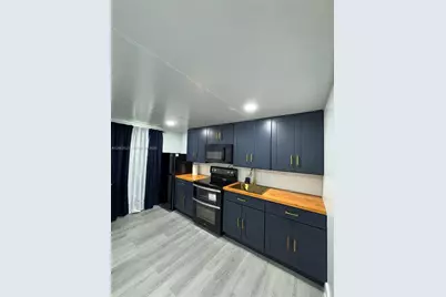 2461 NW 14th St #2, Fort Lauderdale, FL 33311 - Photo 1