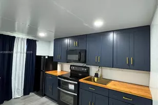 2461 NW 14th St, Fort Lauderdale, FL 33311 - Photo 1