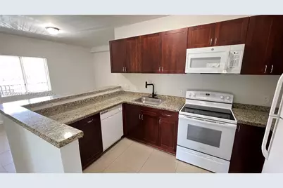 909 SW 15 Av #1, Miami, FL 33135 - Photo 5