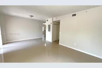 909 SW 15 Av #1, Miami, FL 33135 - Photo 9