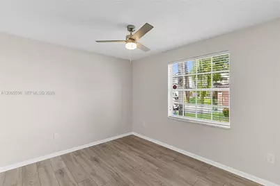 363 NW 158th Ave, Pembroke Pines, FL 33028 - Photo 19
