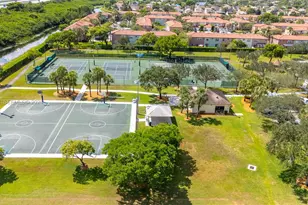 363 NW 158th Ave, Pembroke Pines, FL 33028 - Photo 41