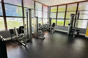 800 Parkview Dr, Hallandale Beach, FL 33009 - Photo 13