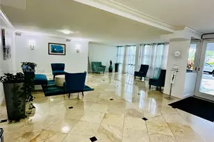 800 Parkview Dr, Hallandale Beach, FL 33009 - Photo 17