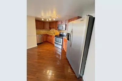 800 Parkview Dr #611, Hallandale Beach, FL 33009 - Photo 1