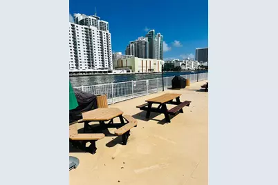 800 Parkview Dr #611, Hallandale Beach, FL 33009 - Photo 11
