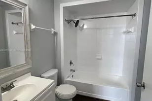 7400 W 20th Ave, Hialeah, FL 33016 - Photo 11