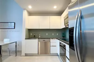 1050 Brickell Ave, Miami, FL 33131 - Photo 11