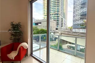 1050 Brickell Ave, Miami, FL 33131 - Photo 15