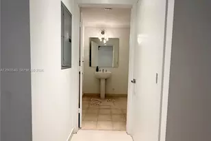 1050 Brickell Ave, Miami, FL 33131 - Photo 13