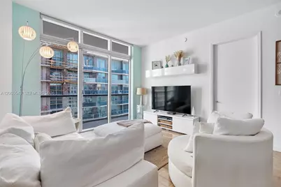 55 SE 6th St #4305, Miami, FL 33131 - Photo 5