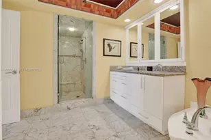 20281 E Country Club Dr, Aventura, FL 33180 - Photo 29