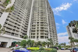 20281 E Country Club Dr, Aventura, FL 33180 - Photo 21