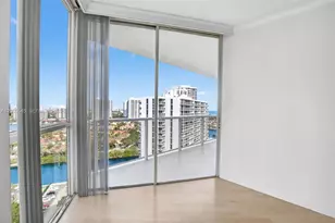 20281 E Country Club Dr, Aventura, FL 33180 - Photo 5
