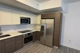 1010 SW 2nd Ave, Miami, FL 33130 - Photo 7