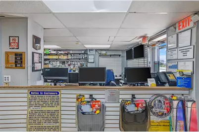 8761 Bird Rd, Miami, FL 33165 - Photo 17