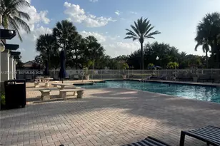 1210 Sorrento Dr, Weston, FL 33326 - Photo 7