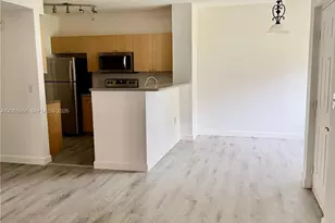 8010 N Nob Hill Rd, Tamarac, FL 33321 - Photo 7
