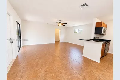 28 Crossings Cir #E, Boynton Beach, FL 33435 - Photo 1