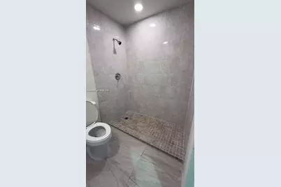 1671 W 37th St #1, Hialeah, FL 33012 - Photo 9