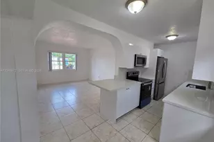 10500 SW 30th St, Miami, FL 33165 - Photo 5