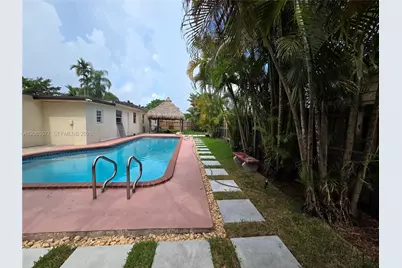 10500 SW 30th St, Miami, FL 33165 - Photo 37